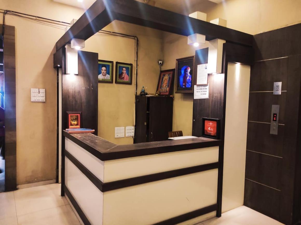 Hotel Sham Suman Kolhapur Exterior foto