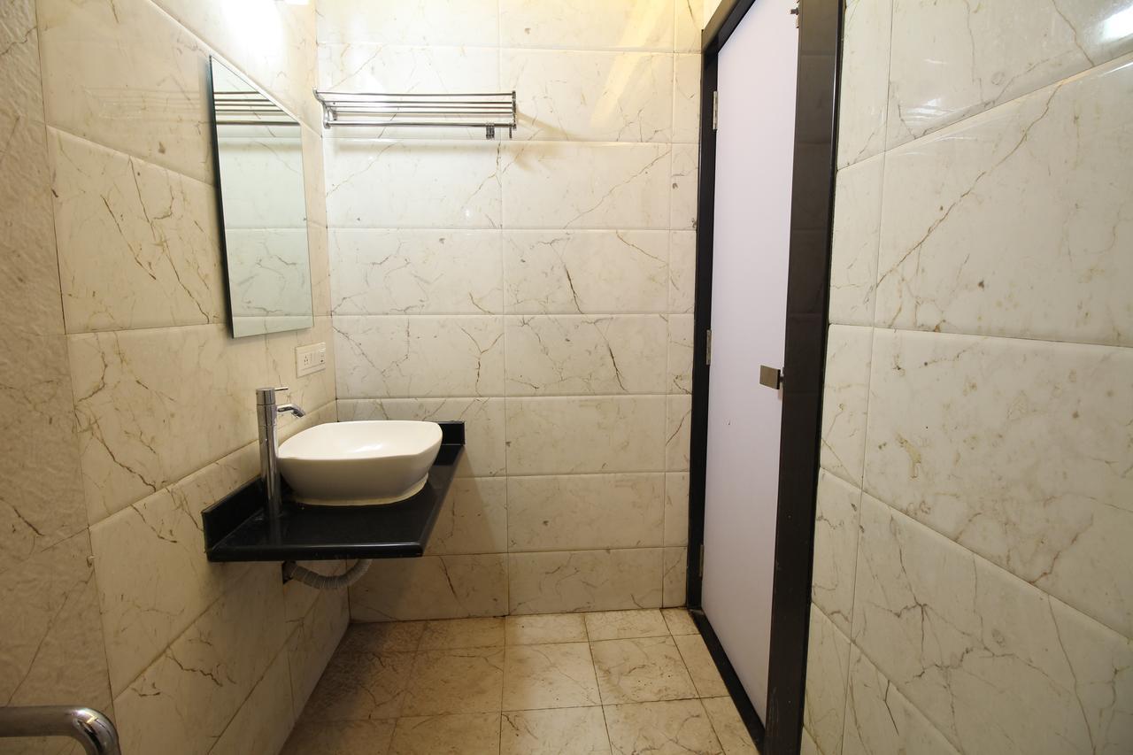 Hotel Sham Suman Kolhapur Exterior foto